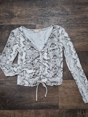 Altar'd State White and Brown Snake-Print Ruched Long Sleeve Top